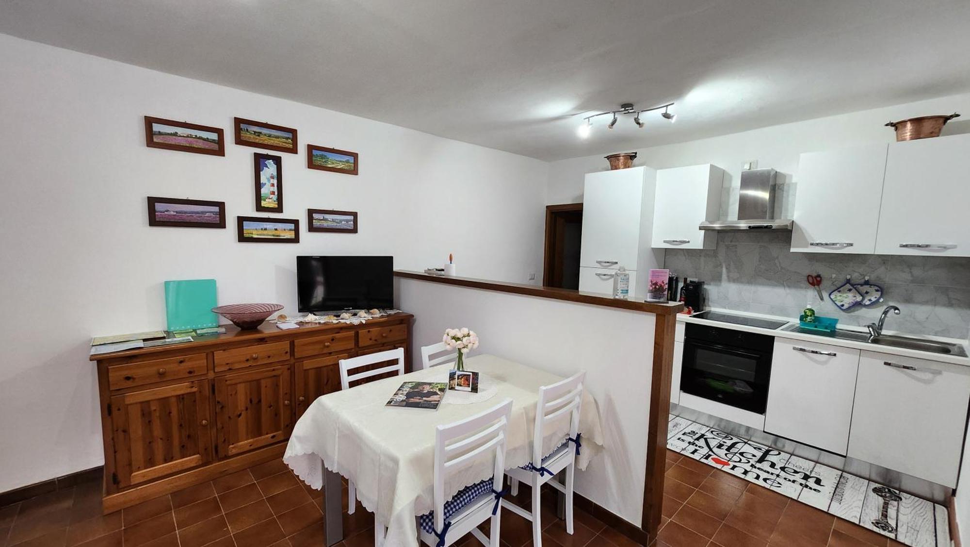 Laura'S Cottage With Lake View, Detached, 5 Kilometers From Varenna Lierna Eksteriør billede