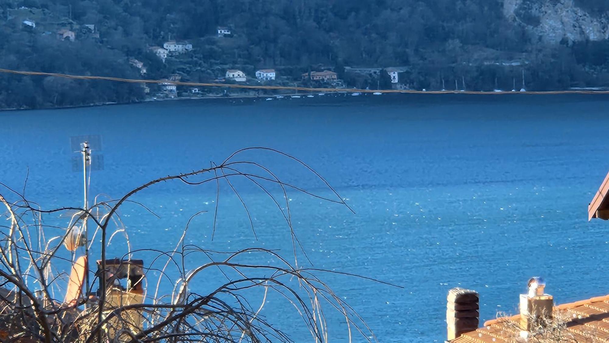 Laura'S Cottage With Lake View, Detached, 5 Kilometers From Varenna Lierna Eksteriør billede